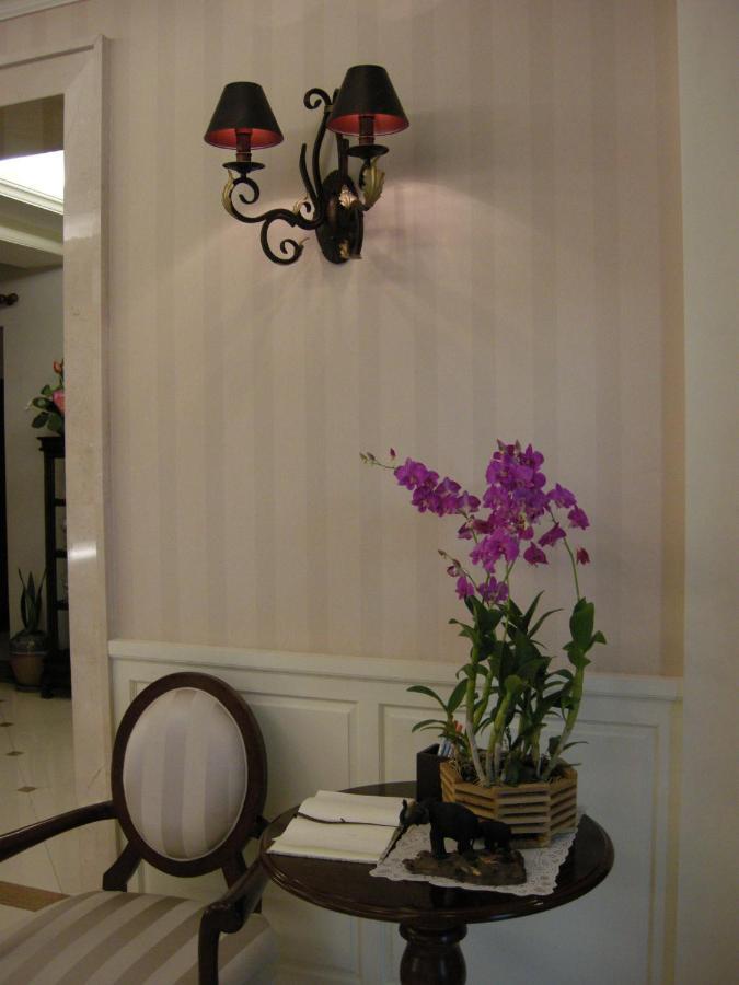 ออรั่ม เดอะ ริเวอร์ เพลซ Hotel กรุงเทพมหานคร ภายนอก รูปภาพ